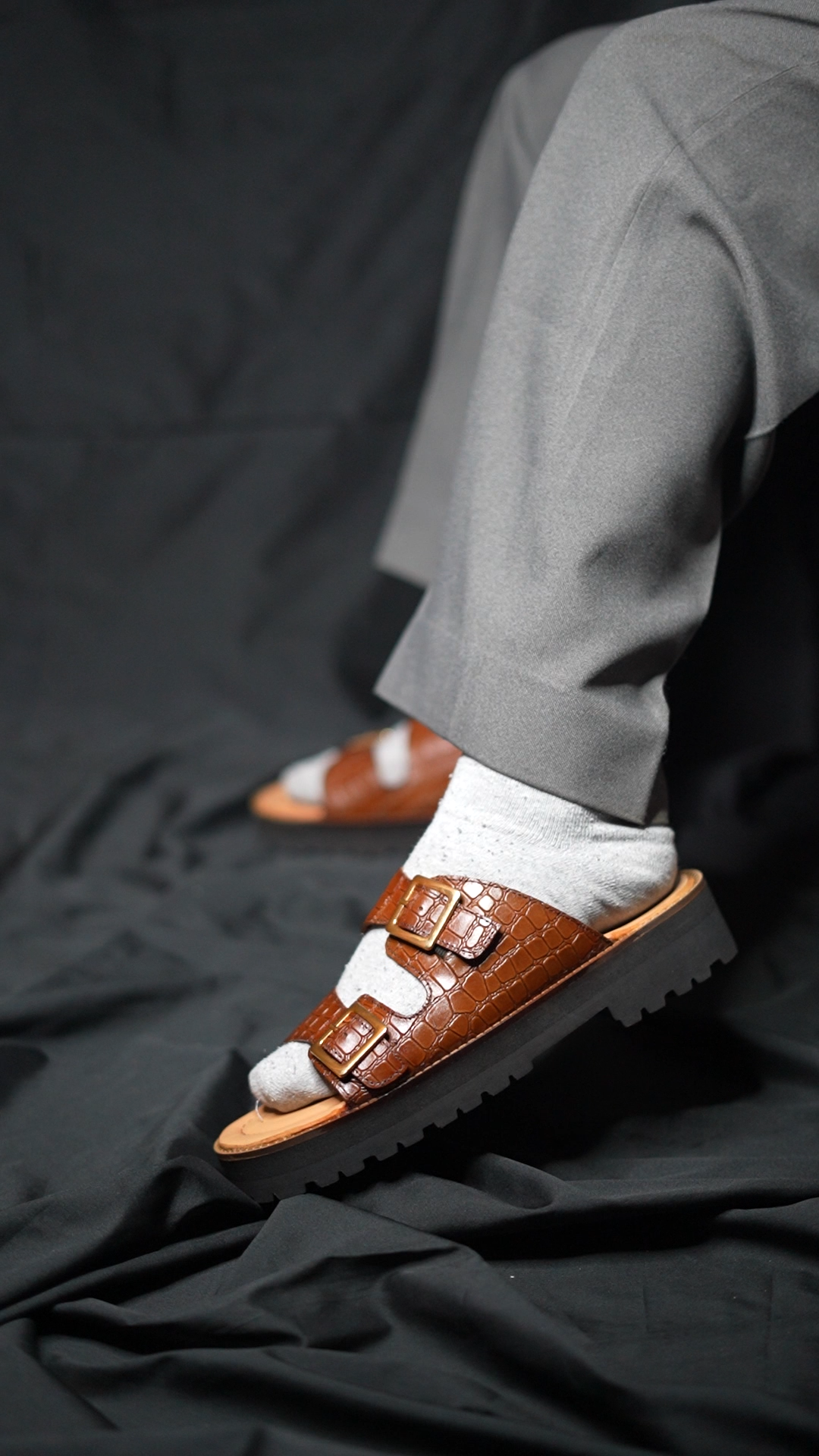 LUCIFER SLIPPER | BROWN