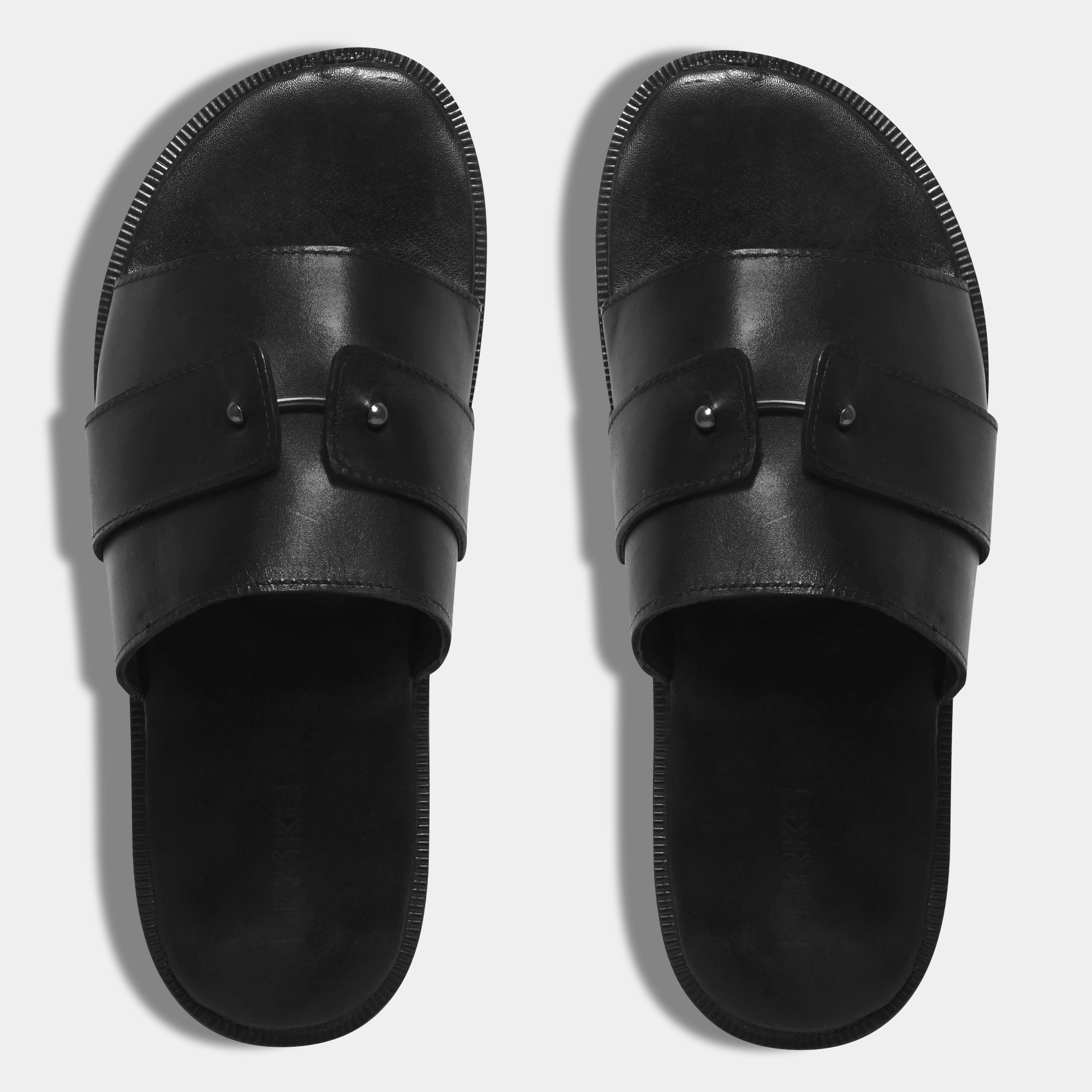 PACHO SLIPPER | BLACK