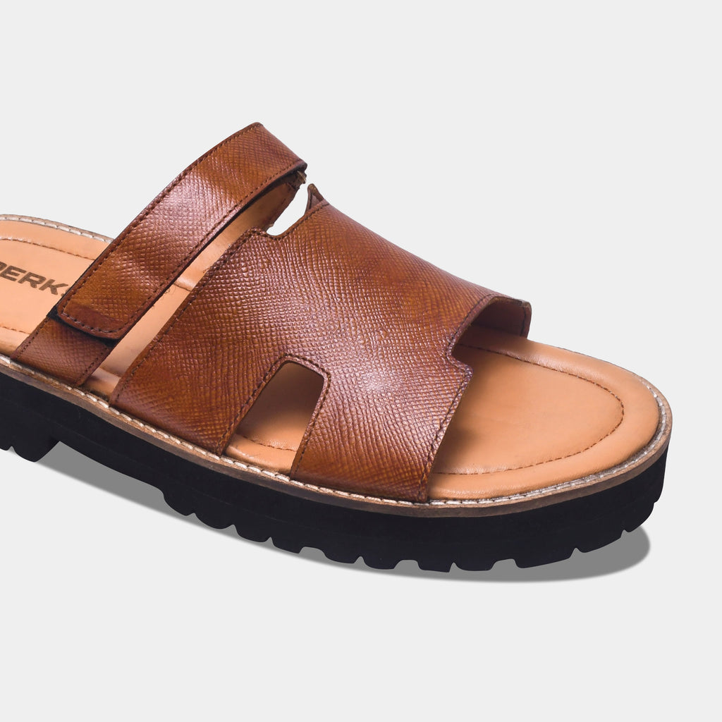 THE BOSS SLIPPER | BROWN