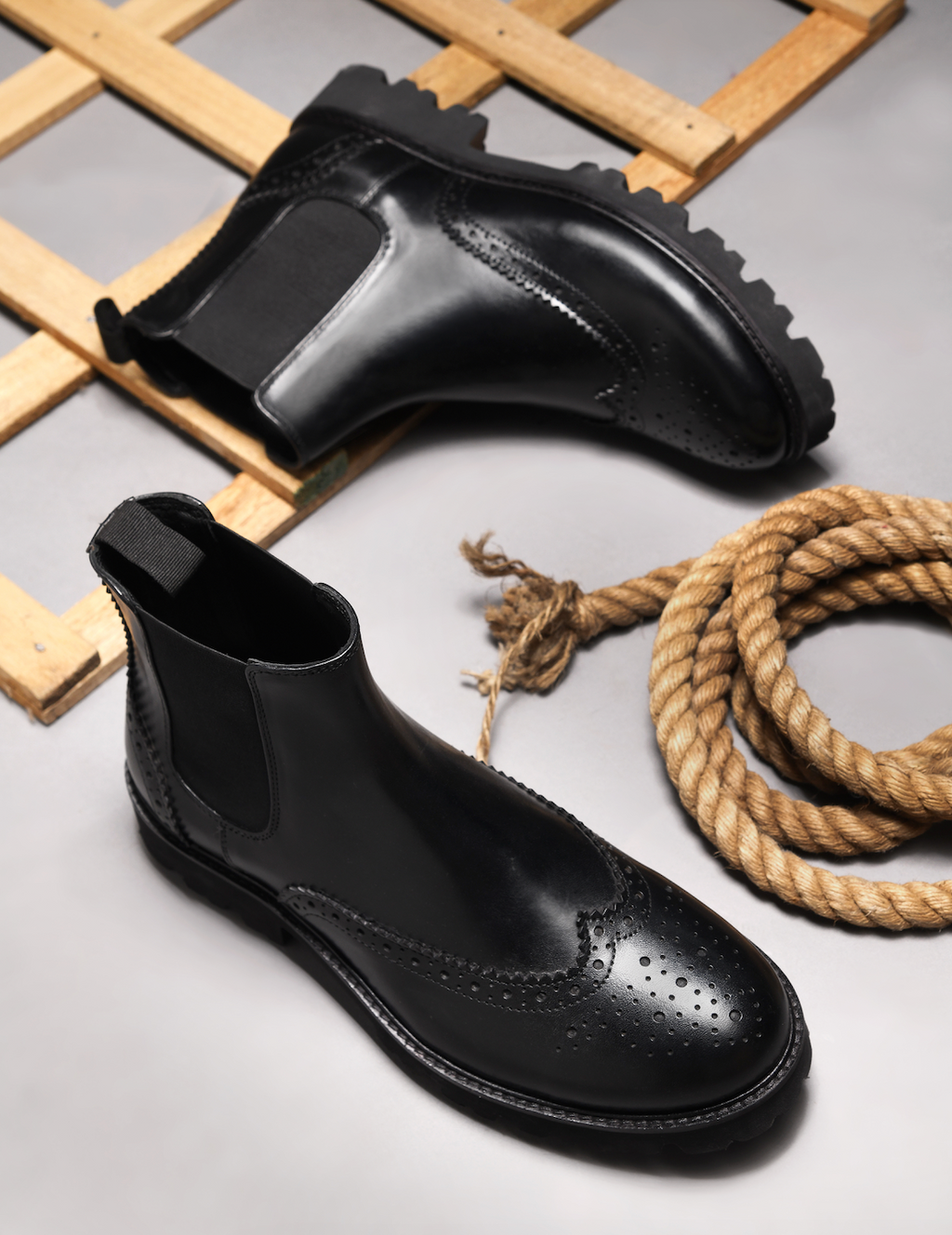 LUCAS BOOT | BROGUE BLACK