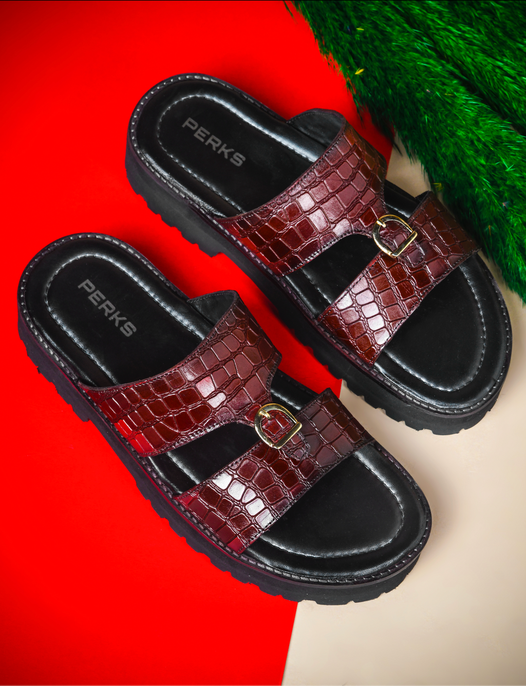 LUCIFER SLIPPER | RED